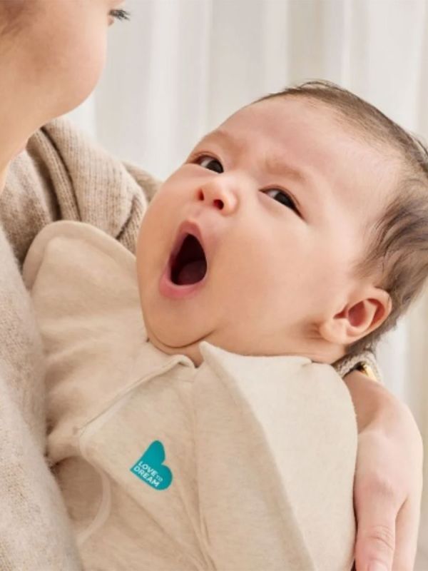 LOVE TO DREAM Swaddle Up swaddling bag Original (TOG 1.0) - Oat