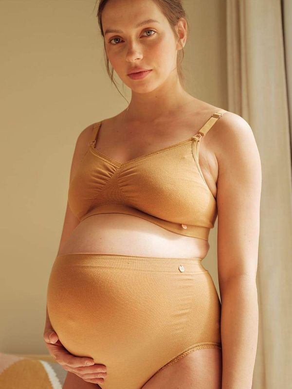 The Organic Cache Coeur pregnancy and nursing bra is the ideal bra for moms-to-be.