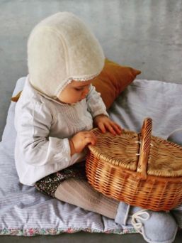Babycap with lace | LANAcare
