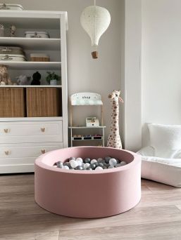 Soft ball pit + balls (colour of your choice), powder rose