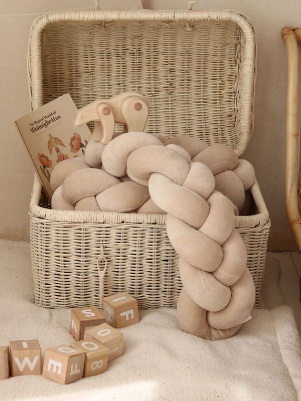 Crib Bumper – handmade, Velvet Beige