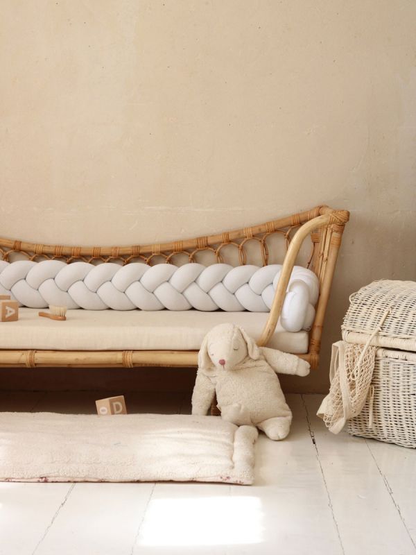 Crib Bumper – handmade, Velvet White