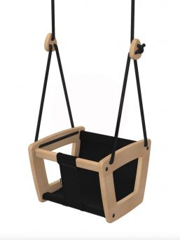 Lillagunga Toddler Swing is the flagship of our product portfolio. It is fun and extraordinary stylish swing for the youngest family member, designed with the outmost precision and care.